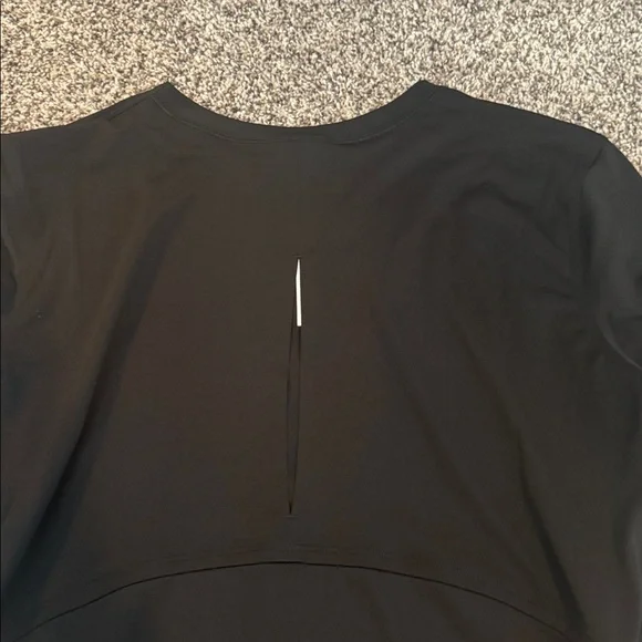 New Lululemon Reflective Running Tee Size 6 - Picture 4 of 4